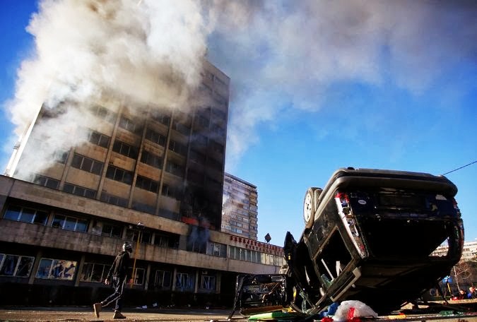 Βαλκάνια : Πέρα από τα τείχη των εθνικισμών και των πολέμων – Τοποθέτηση συμμετεχόντων στην 8η Αναρχική Γιορτή Βιβλίου Βαλκανίων