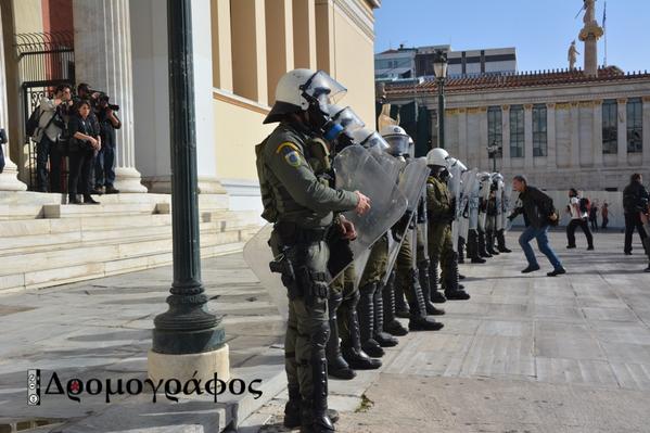 Αθήνα : Ενημέρωση από την πορεία των φοιτητικών συλλόγων (κάλεσμα στα Προπύλαια 13/11/14 – 17:00)