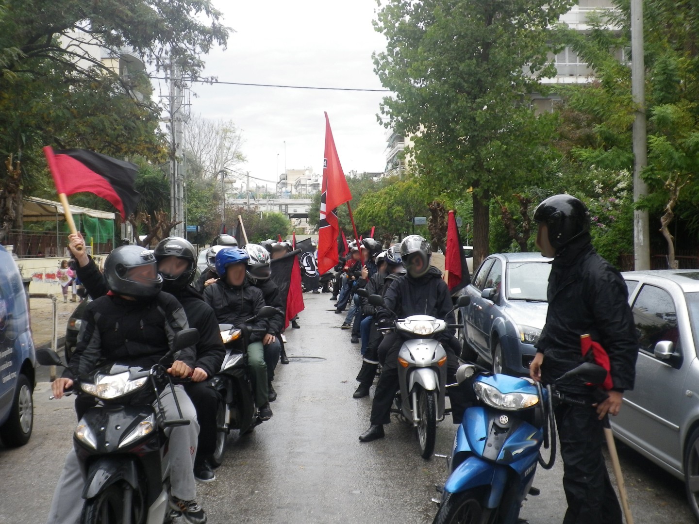 Μοσχάτο : Φωτορεπορτάζ από την αντιφασιστική μοτοπορεία που έγινε στις 08/11
