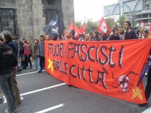 Brescia, Ιταλία :  Παρασκευή 23/01 – Αντιφασιστική κινητοποίηση κατα της συνάντησης Χρυσης Αυγής και του φασίστα Adinolfi