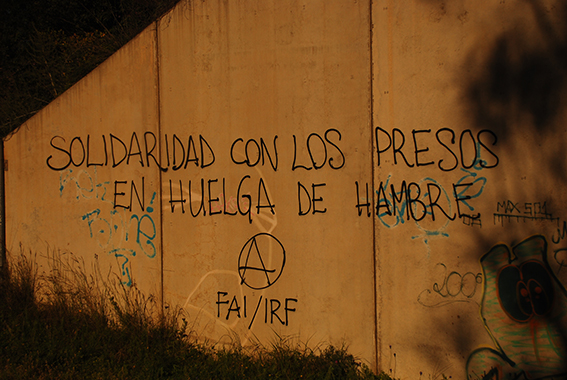 Μάλαγα, Ισπανία: Παρέμβαση αλληλεγγύης στους αναρχικούς απεργούς πείνας