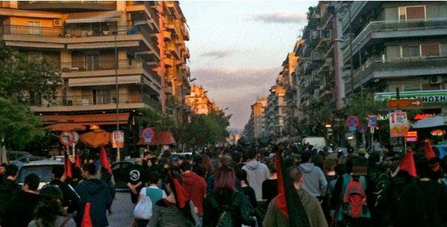 Θεσσαλονίκη: Φωτογραφίες από την πορεία ενάντια στις δολοφονίες μεταναστών (28/04)