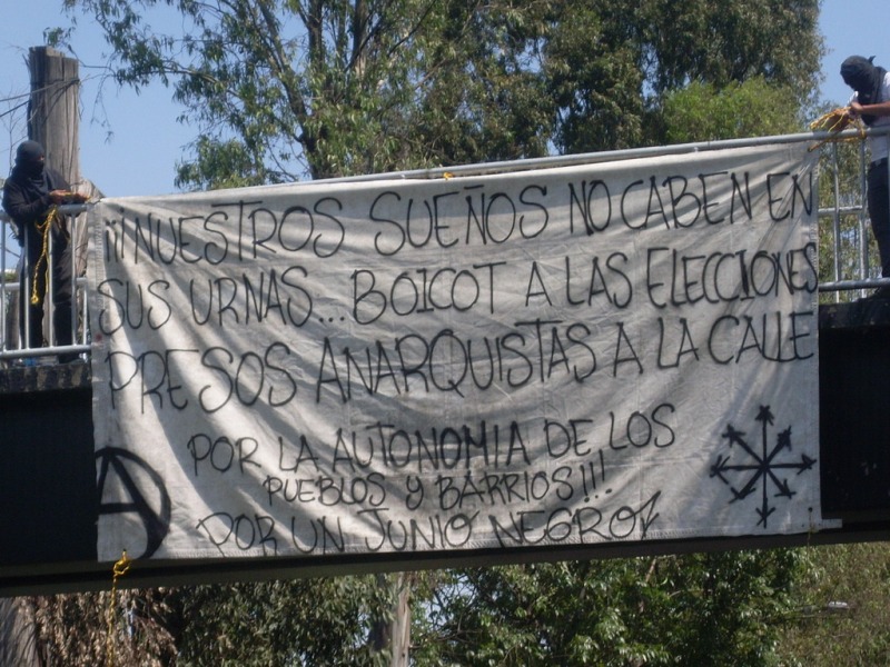 Πόλη του Μεξικού: Οδοφράγματα για έναν Μαύρο Ιούνη