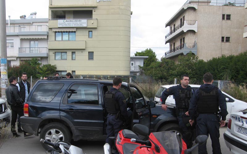 Χαλάνδρι : Προσπάθεια αντιεθνικής παρέμβασης στην παρέλαση (28/10) και αστυνομική καταστολή