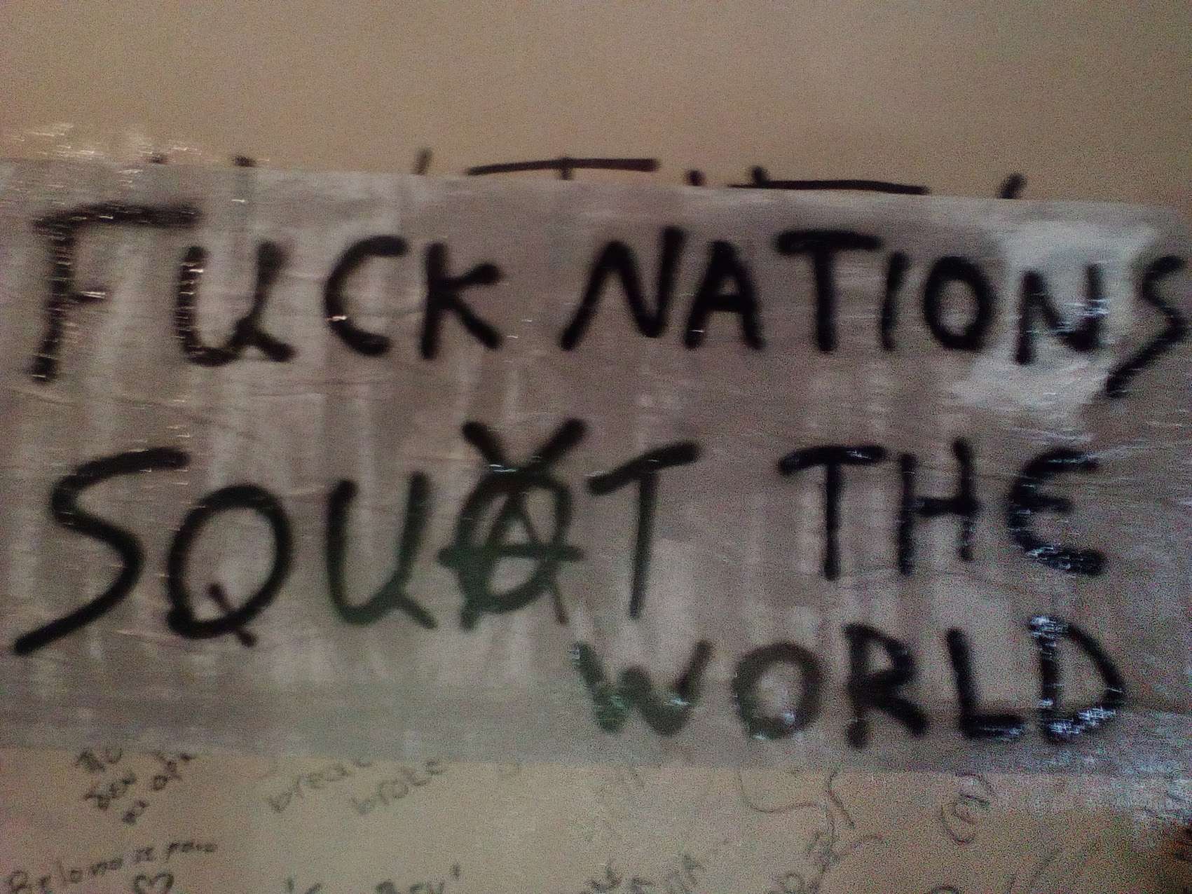 Ρέθυμνο: Δράσεις Αντιπληροφόρησης για το κάλεσμα Fuck Nations, Squat the World