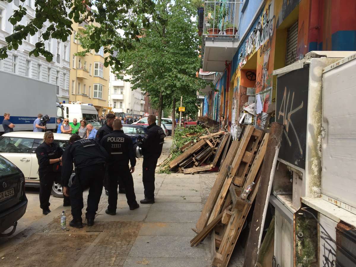 Berlin, Germany: Rigaer94 under siege; Kadterschmiede evicted; hot days ahead