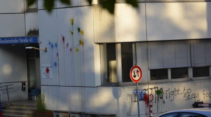 Munich, Germany: Government immigration agency paint-bombed
