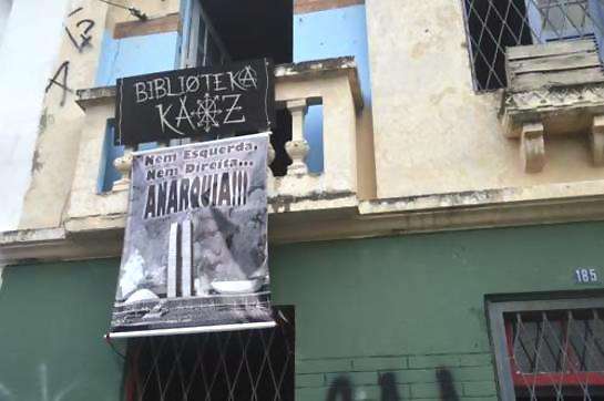Βραζιλία: Η Biblioteca KAOS στο Πόρτο Αλέγκρε απειλείται μ’ εκκένωση