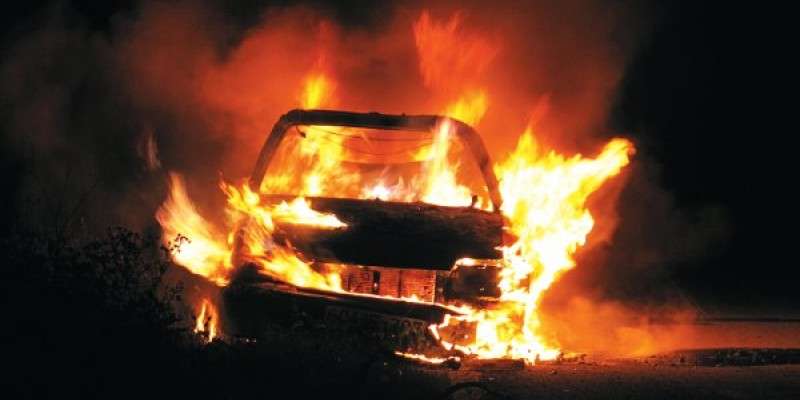Athens, Greece: Cars torched in Kolonaki for Black July
