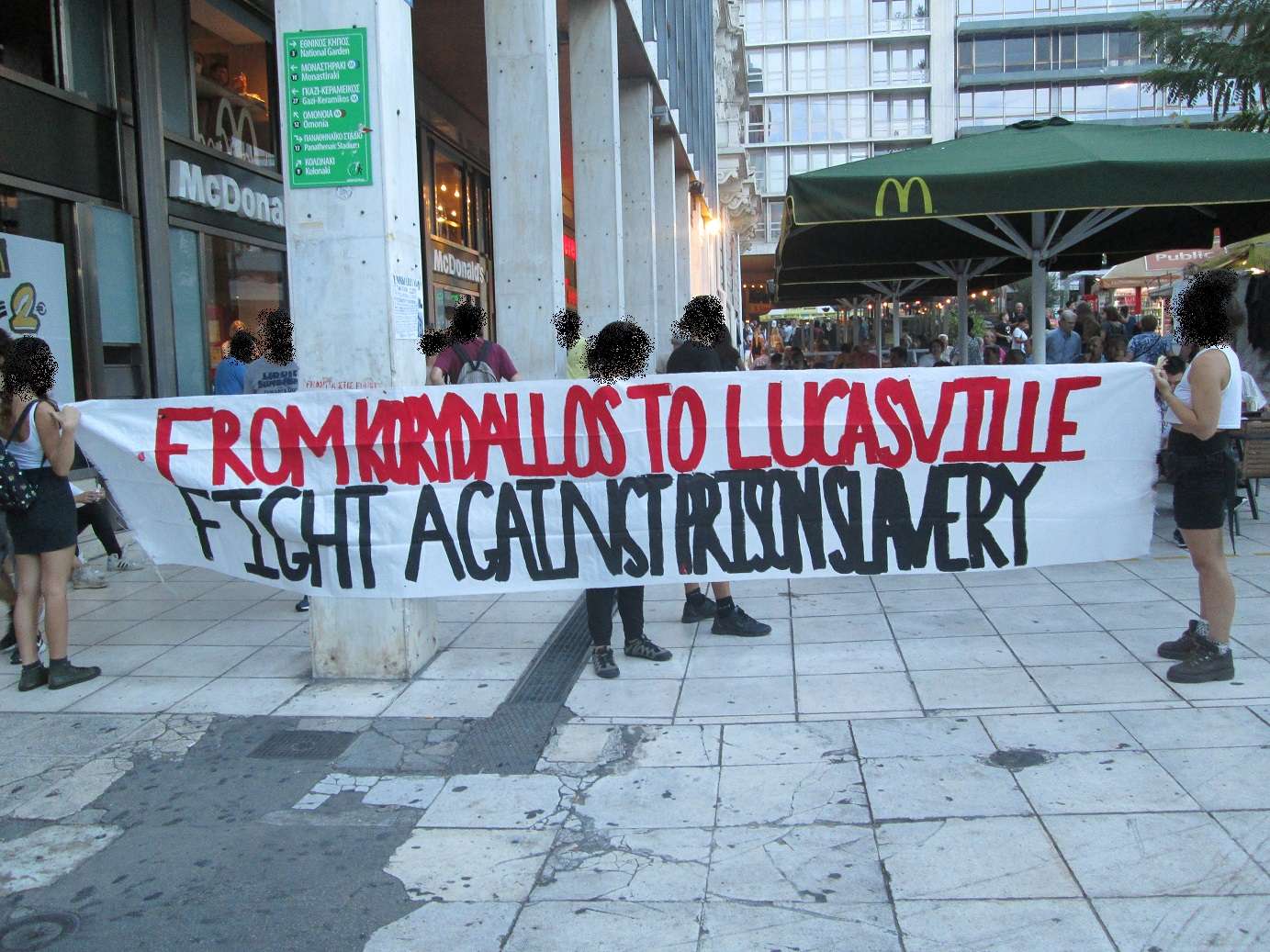 Συνέλευση αλληλεγγύης: Αποκλεισμός των McDonald’s στο Σύνταγμα