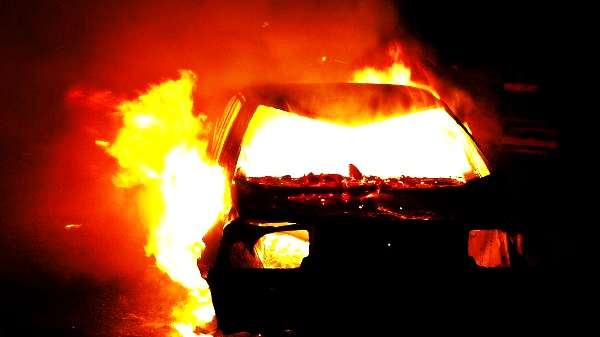 Argentina: Incendiary attack against a police patrol car by Luddite Cell