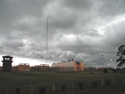 Holman prison, USA: C dorm rises up again