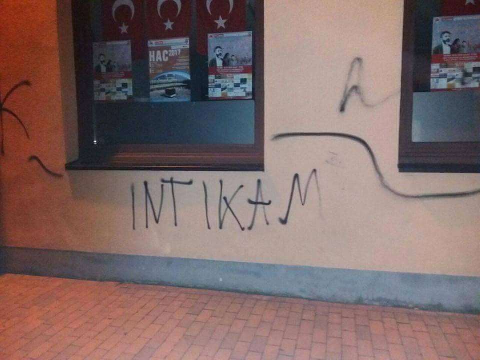 Neumünster, Germany: Attack against the fascist ‘ATF’ organization by Apoist Youth Initiative