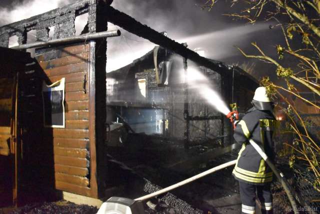 Memmingen, Germany: Neo-Nazi Clubhouse Torched by Antifascists