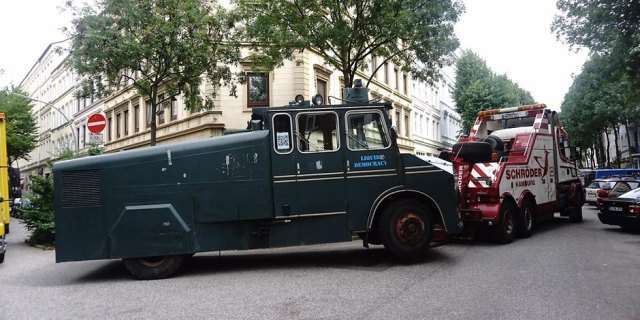 Hamburg: Updates June 28th – Cops Steal #Antifa Water Canon #NoG20