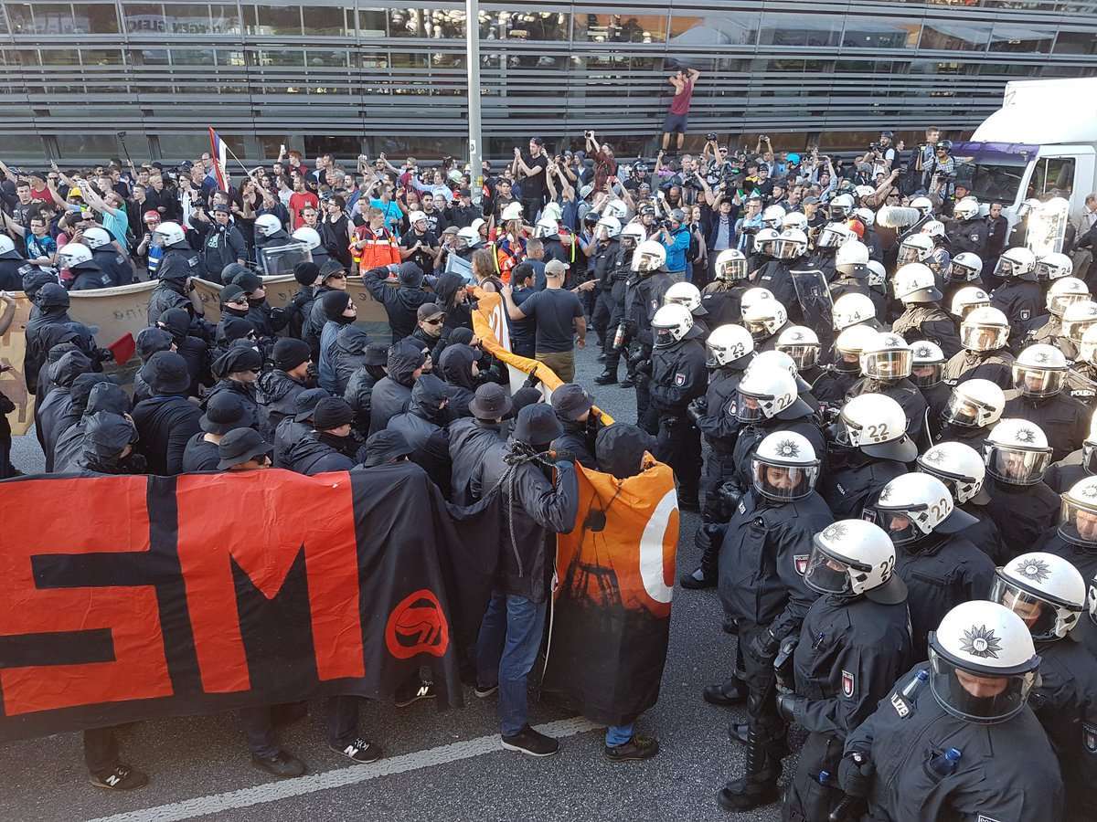 Γερμανία: Προφυλάκιση 51 διαδηλωτών για τις συγκρούσεις στο Αμβούργο