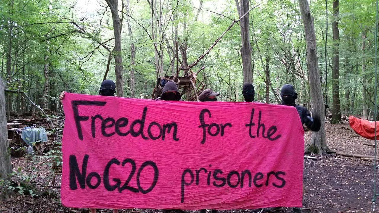 Germany: Solidarity with all G20 Prisoners from the Hambach Forest Occupation