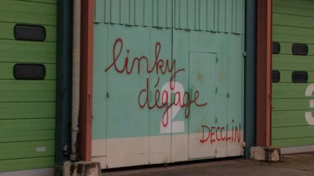 Limoges, France: Arson Attack Targeting Energy Company Enedis Destroys 20 Vehicles