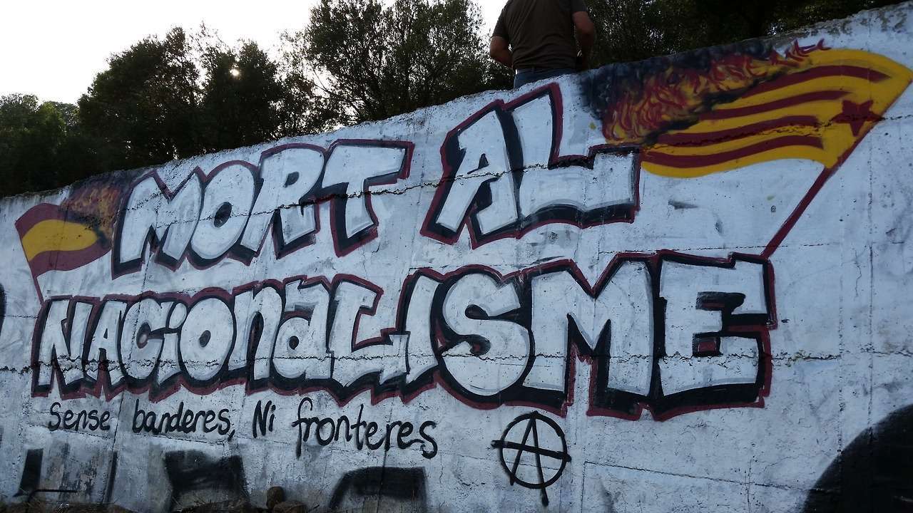 Ni monarquía ni república: Pintadas anarquistas en Barcelona, Septiembre 2017