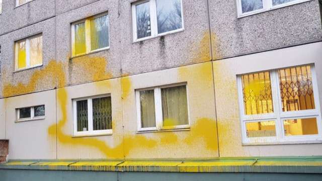 Germany: From Berlin to Athens – Police Station Attacked with Paint in Solidarity with Gare Squat