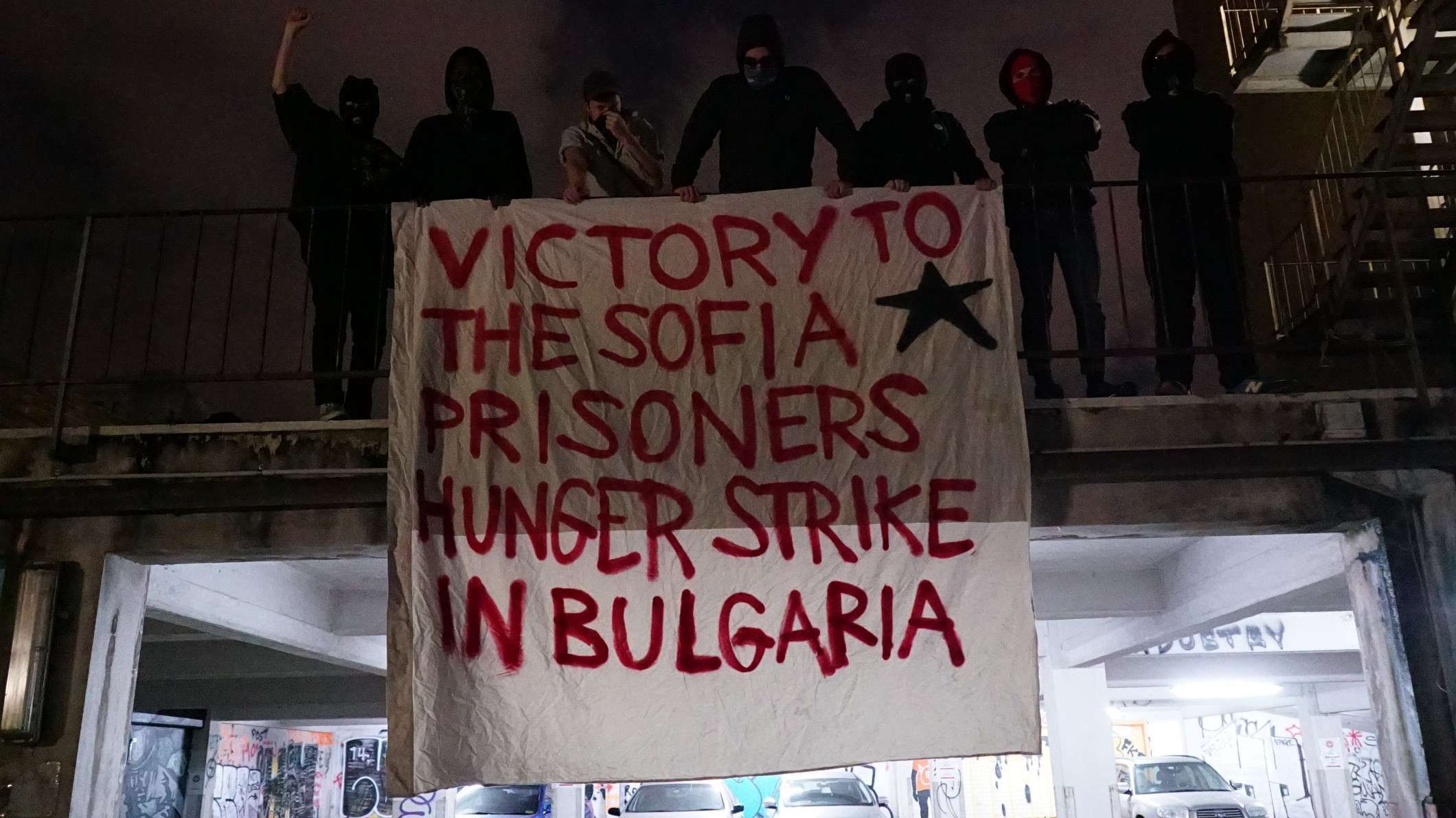 Melbourne, Australia: Banner Action in Solidarity with the Hunger Strikers in Sofia Prison, Bulgaria