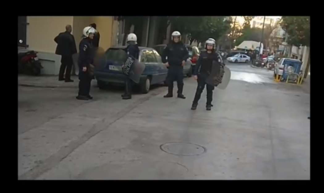 Athens, Greece: Riot police invades and attacks three Squats [video]