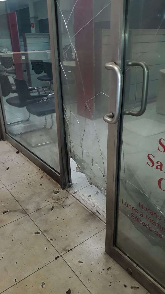 Oaxaca, Mexico: Explosive Attack Against a Santander bank branch by the Bruno Filippi Informal Action Brigade