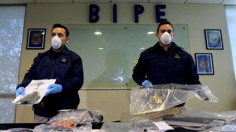 Chile: Detenidos tres compañeros acusados de atentado explosivo en Melipilla y porte de armas