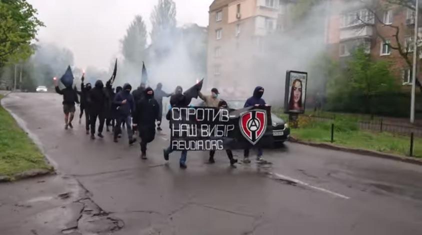 Ukraine: Anarchist May Day March in Kiev
