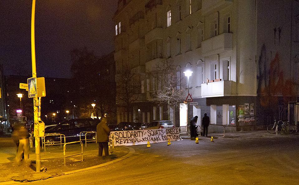 Berlin: Solidarität heißt Angriff – Aktion für Squats in Griechenland